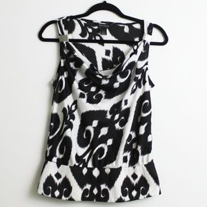 White House Black Market Black & White Top Sz S